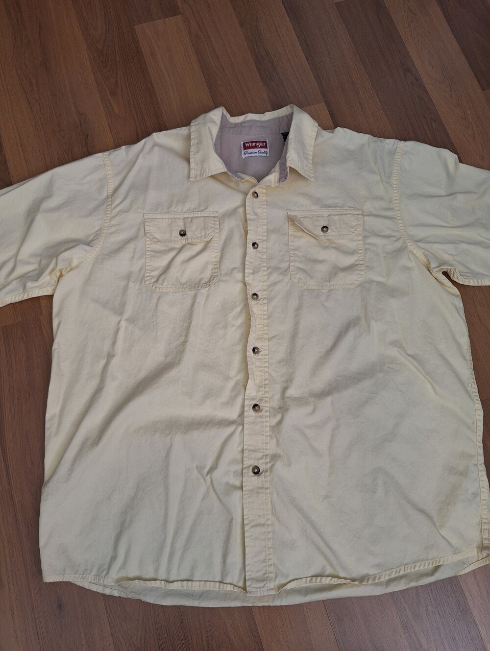 Men's Wrangler Short Sleeve Button Down Shirt Size XL Yellow